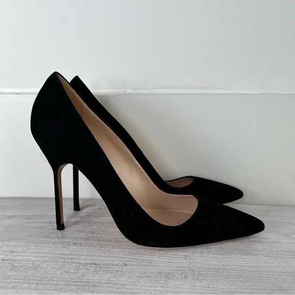 Manolo Blahnik BB Black Suede Pointed Toe Pumps size 8.5 - Picture 4 of 13